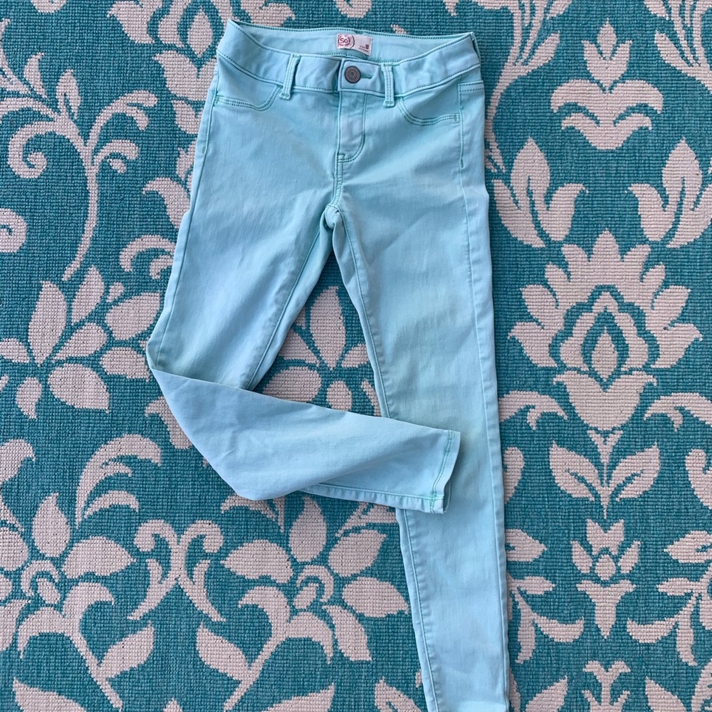 💓 👖 Girls size 10- Mint colored stretchy jeans💓